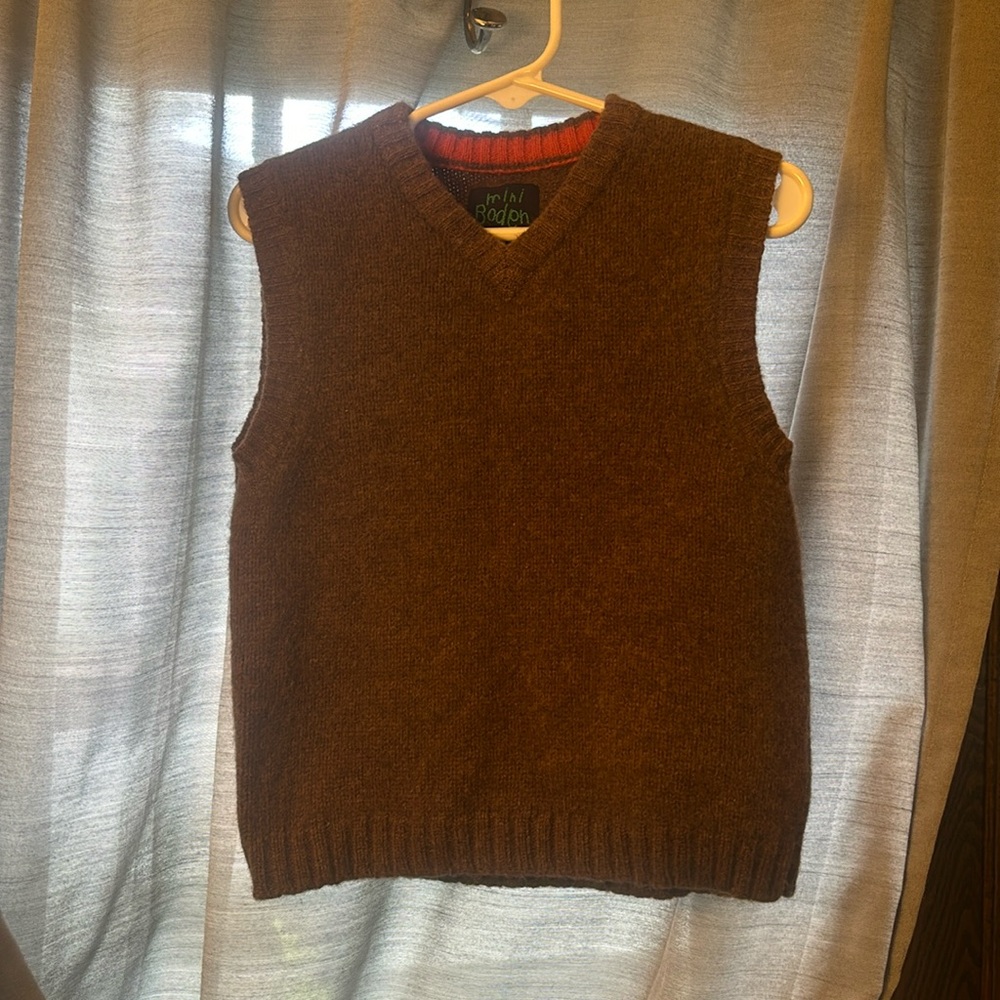 Mini Boden brown sweater vest, 3-4
